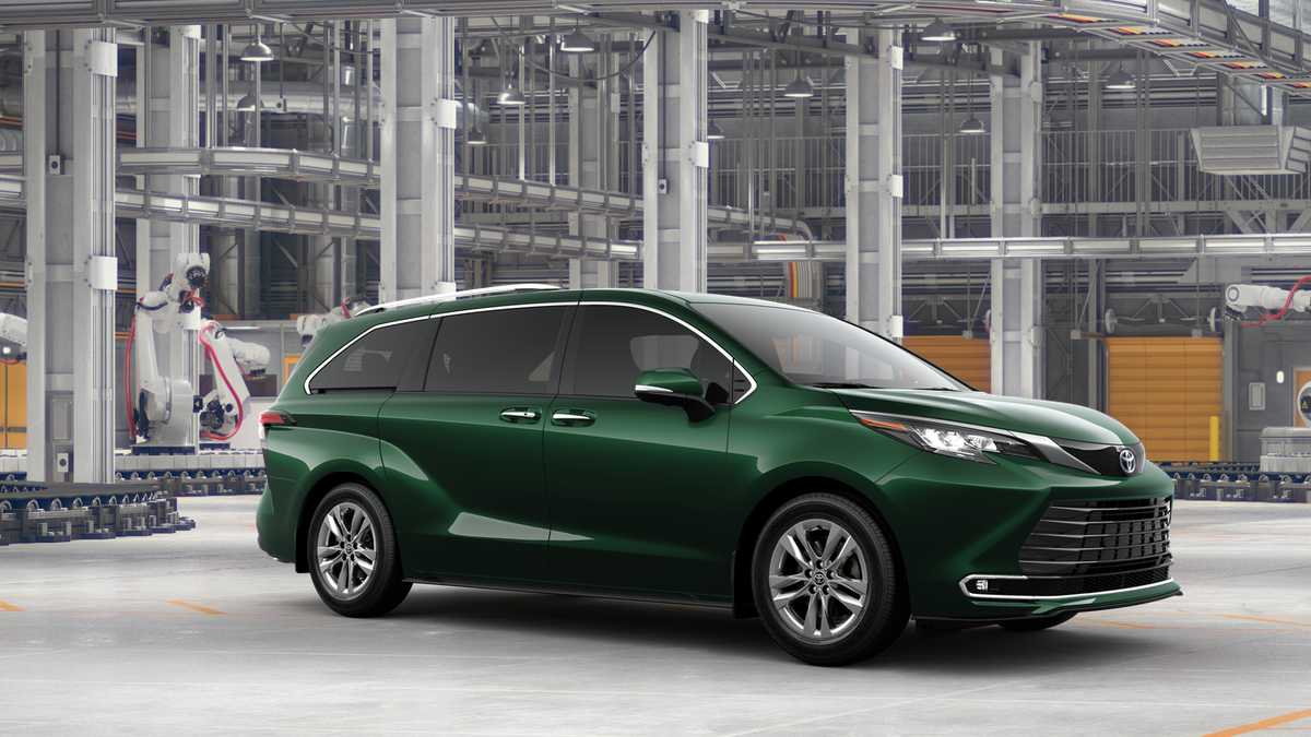 2025 Toyota Sienna Limited photo 16
