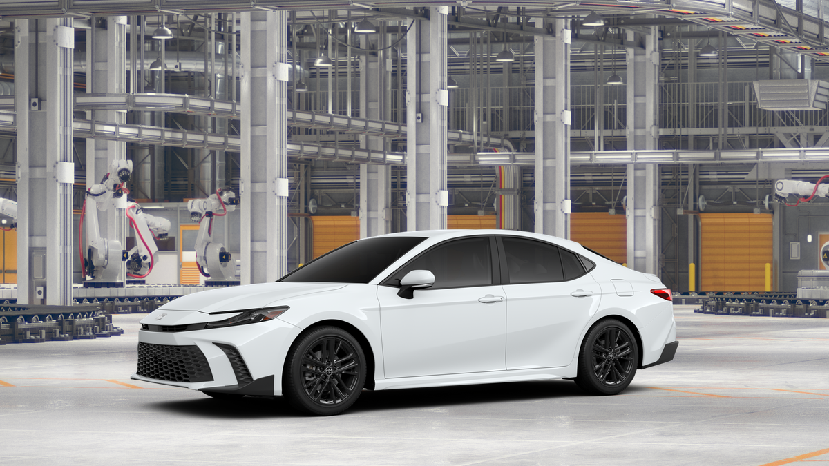 2026 Toyota Camry SE photo 2