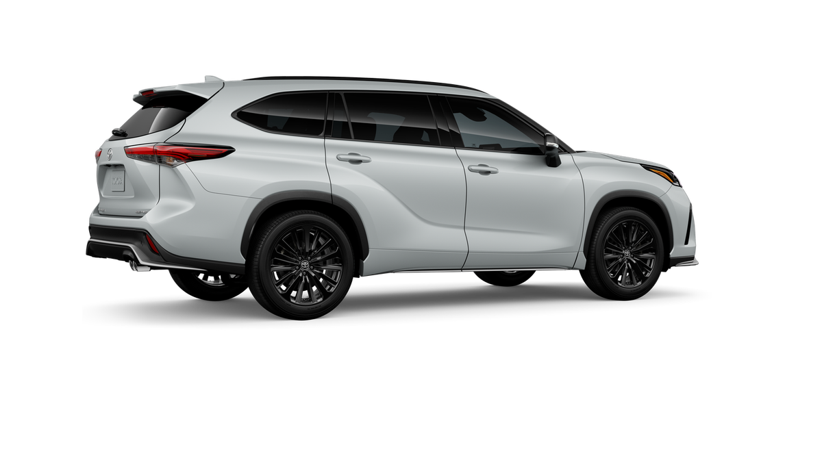 New Wind Chill Pearl [extra cost color] 2026 Toyota Highlander XSE