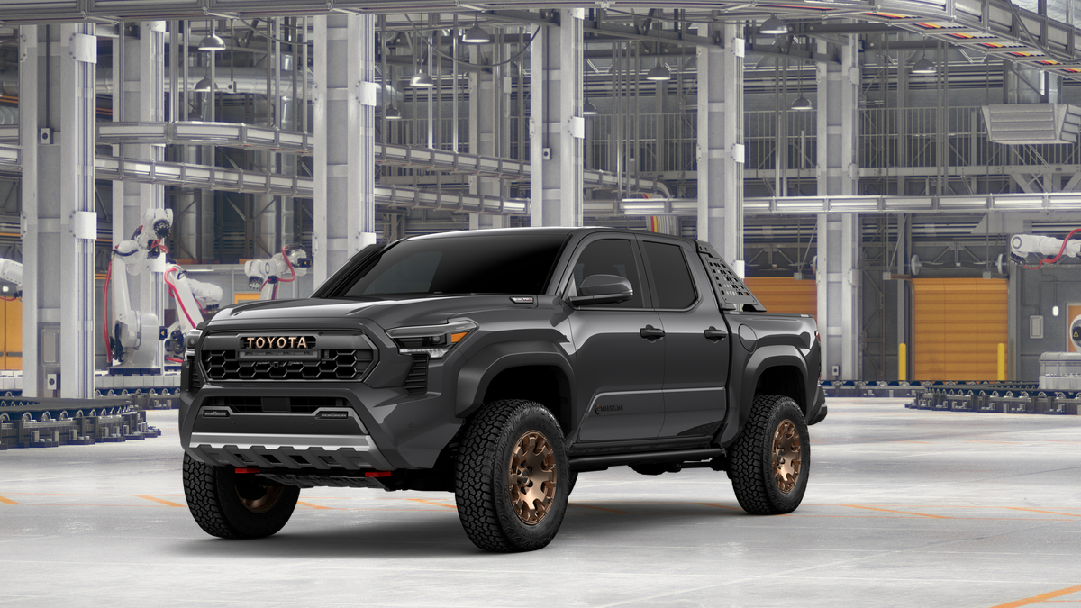 2025 Toyota Tacoma Trailhunter Double Cab photo 3