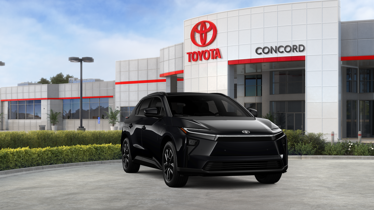 New 2026 Midnight Black Metallic Toyota XLE image 83