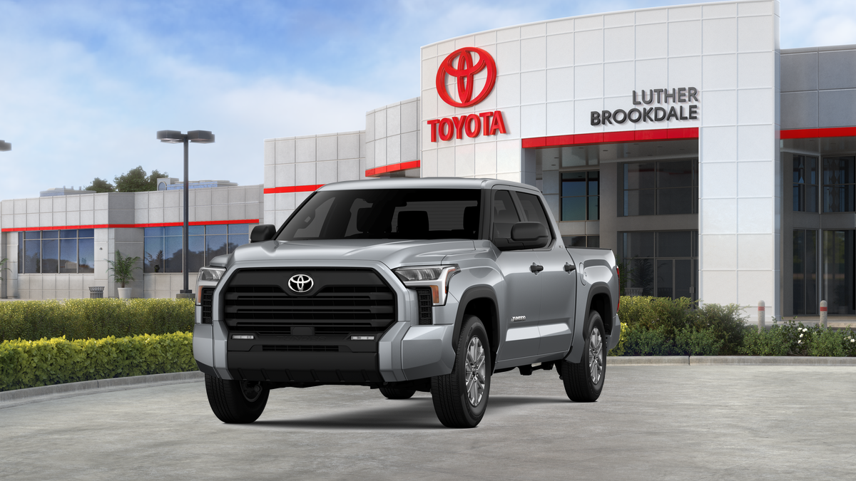 2026 Toyota Tundra SR5 CrewMax photo 18