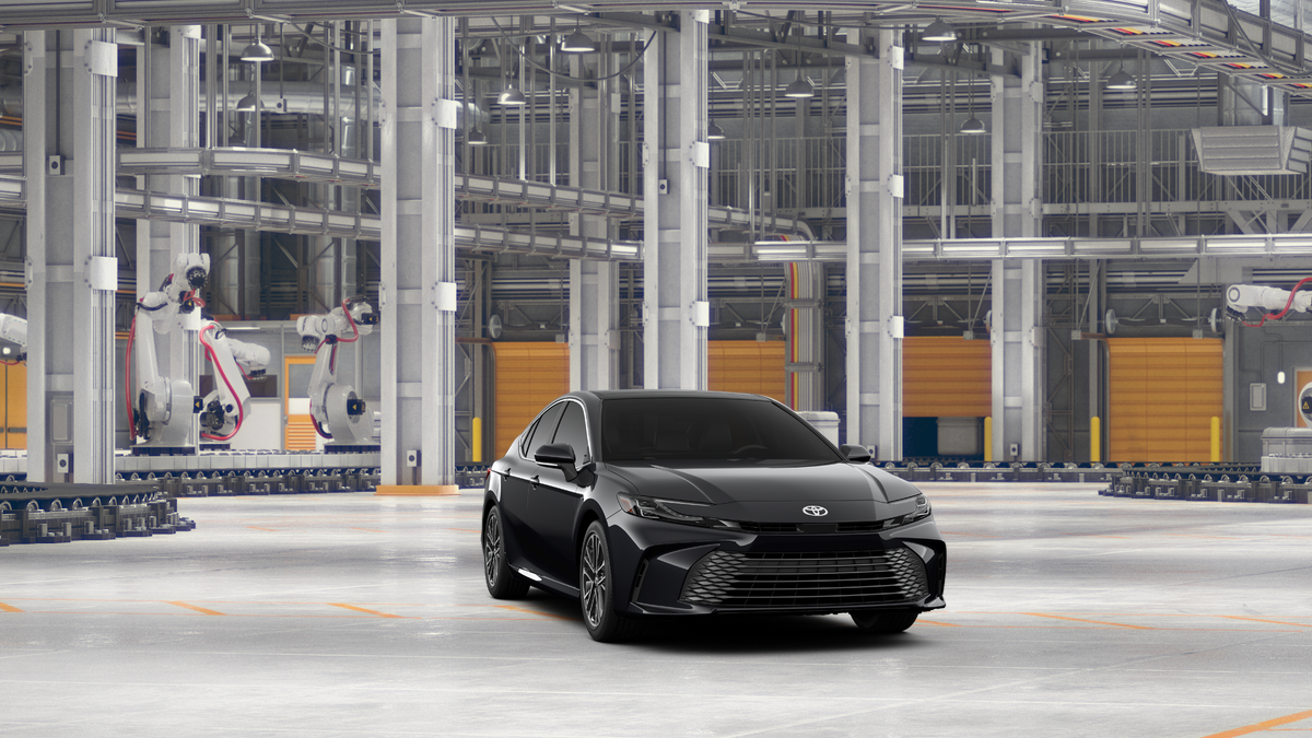 New 2027 Midnight Black Metallic Toyota  XLE AWD image 18