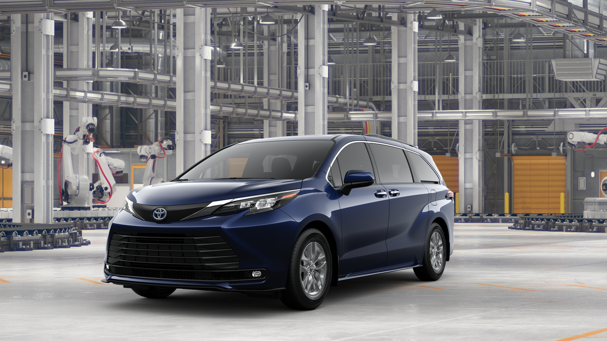New 2025 Toyota Sienna XLE PASSENGER in Houston Sterling