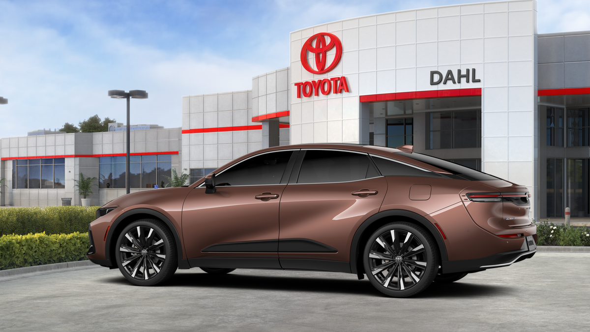 2026 Toyota Crown Platinum - Photo 7