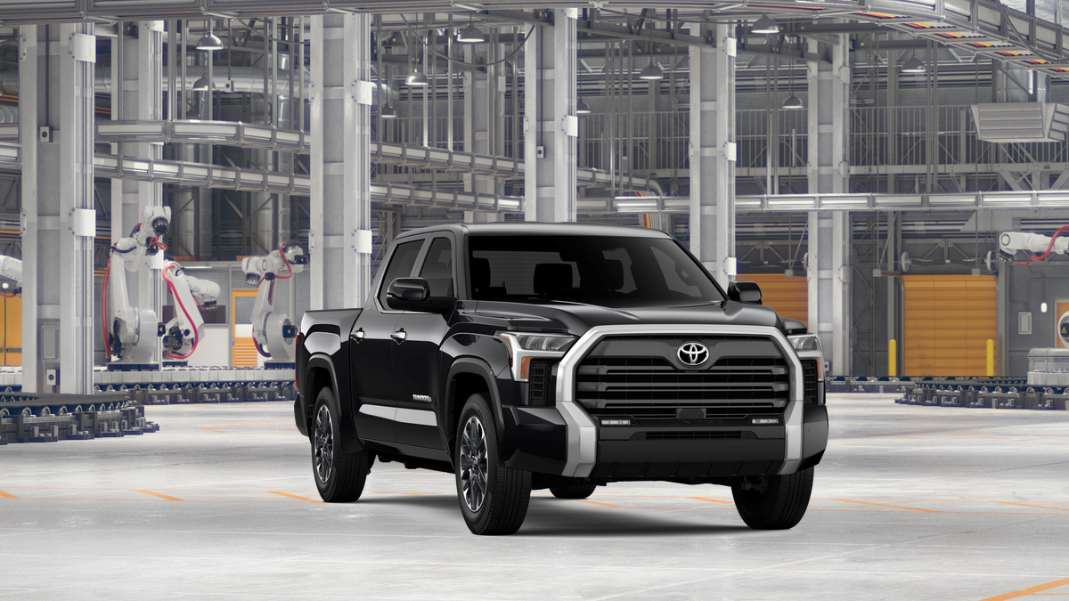 2026 Toyota Tundra Limited CrewMax photo 18