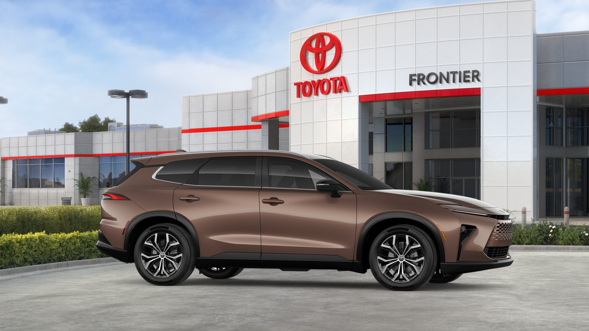 Toyota Crown Signia XLE 2.5L 4-Cyl. Hybrid Engine All-Wheel Drive [12]