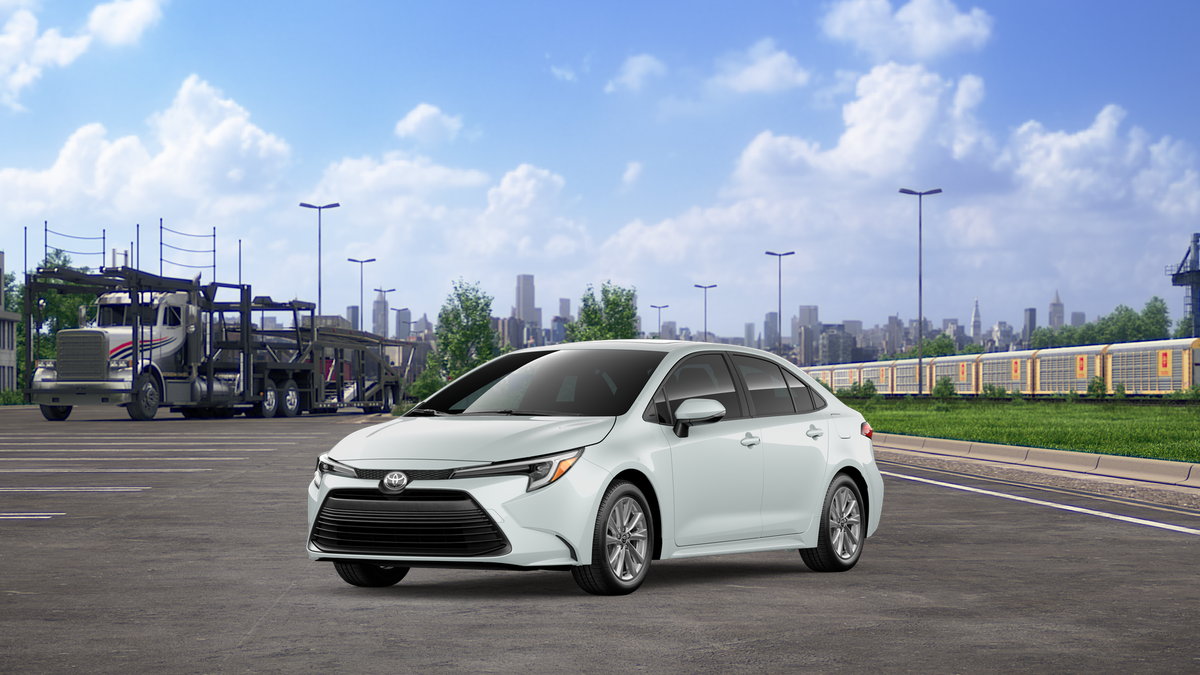 2026 Toyota Corolla XLE Hybrid CVT's photo