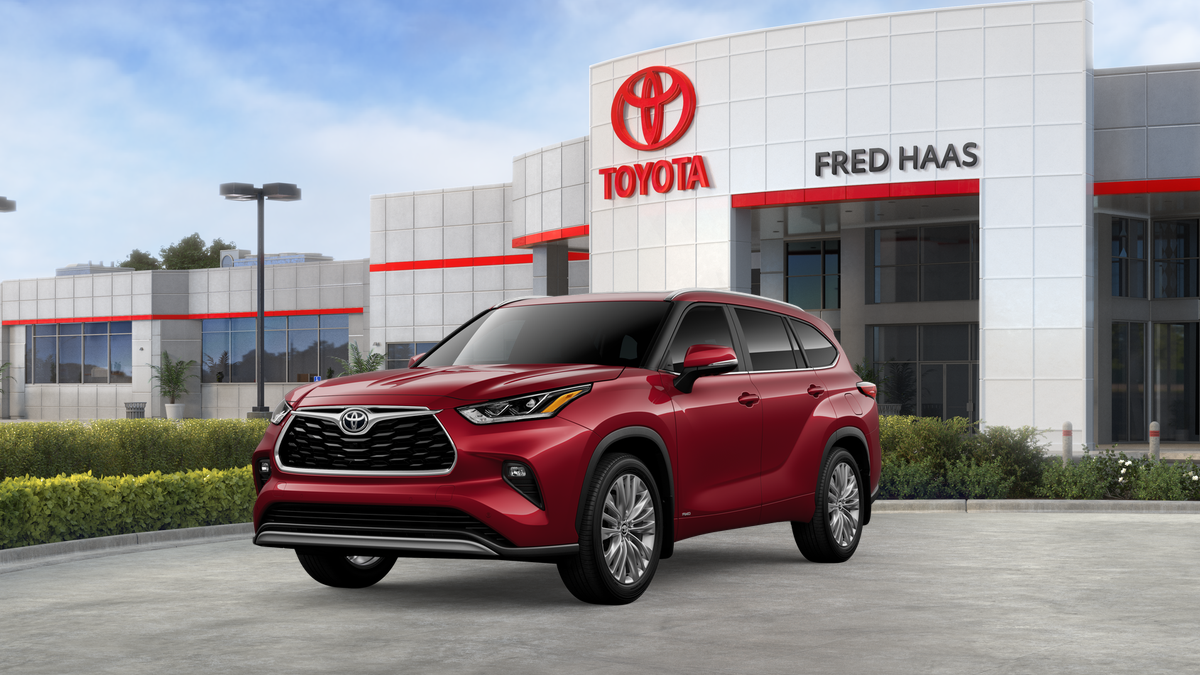 2026 Toyota Highlander Hybrid  Platinum