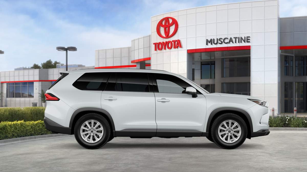 New 2026 Wind Chill Pearl <sup>1</sup> Toyota  XLE image 14