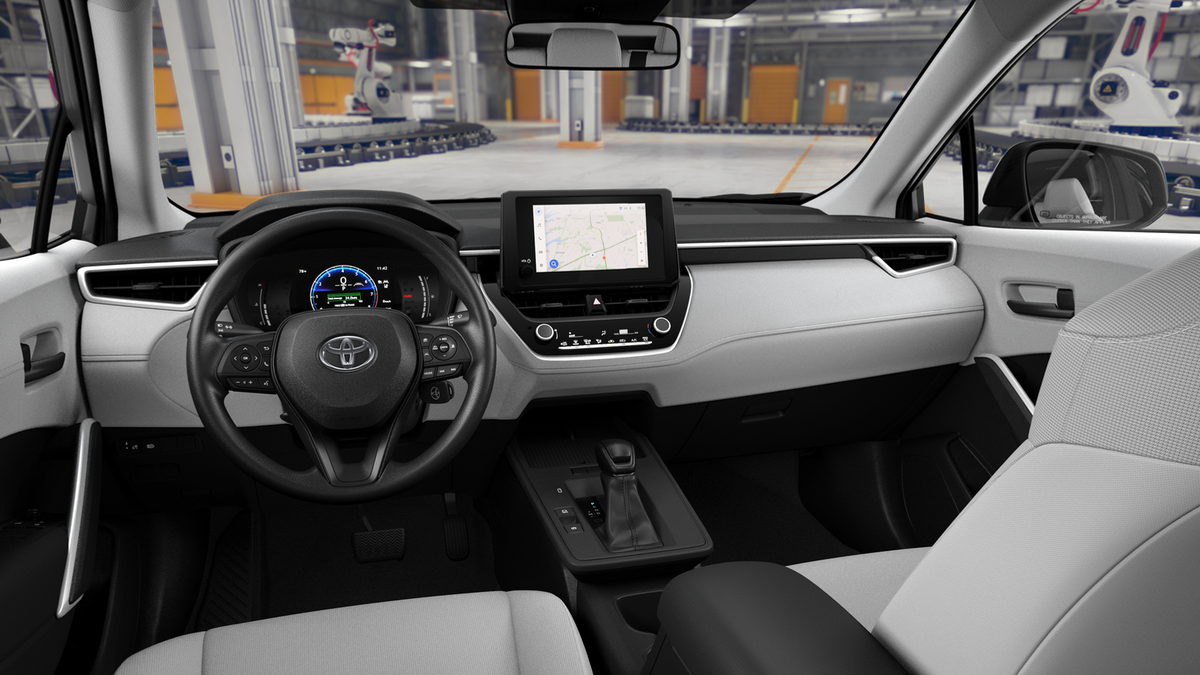 2026 Toyota Corolla Cross L photo 18