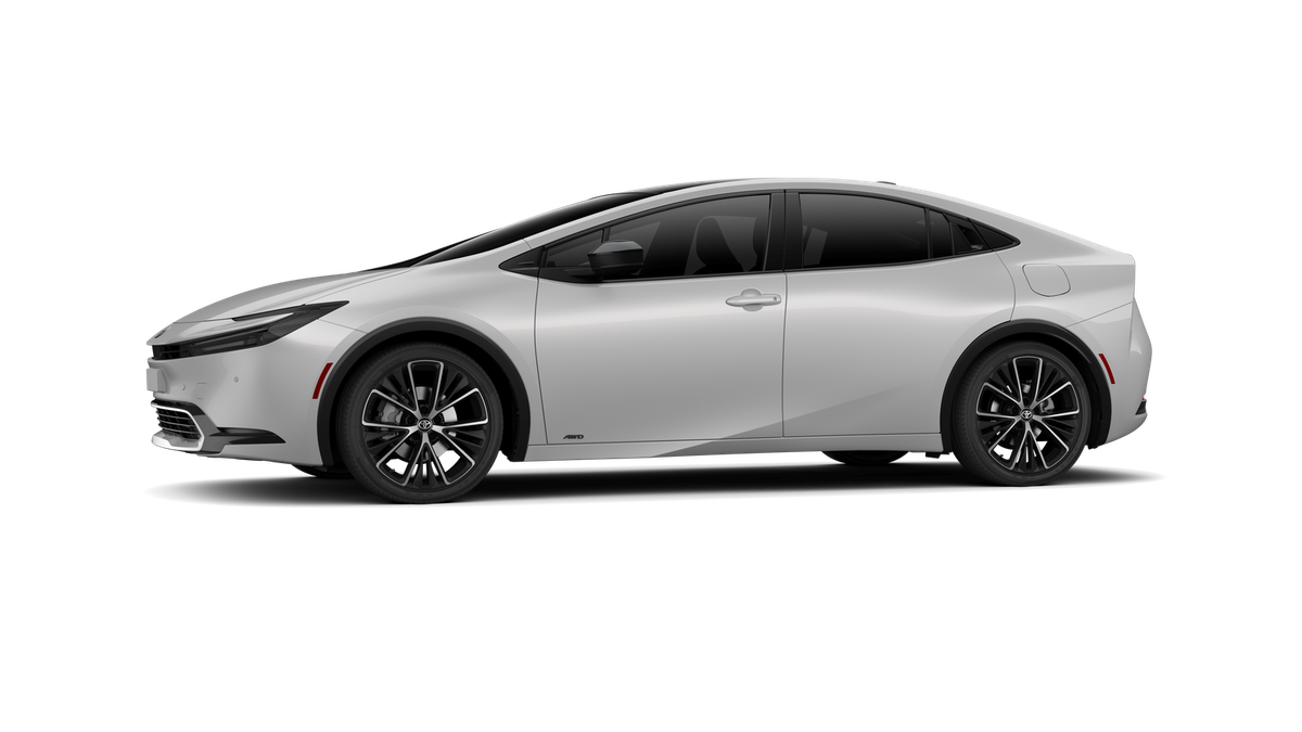 2026 Toyota Prius XLE photo 4