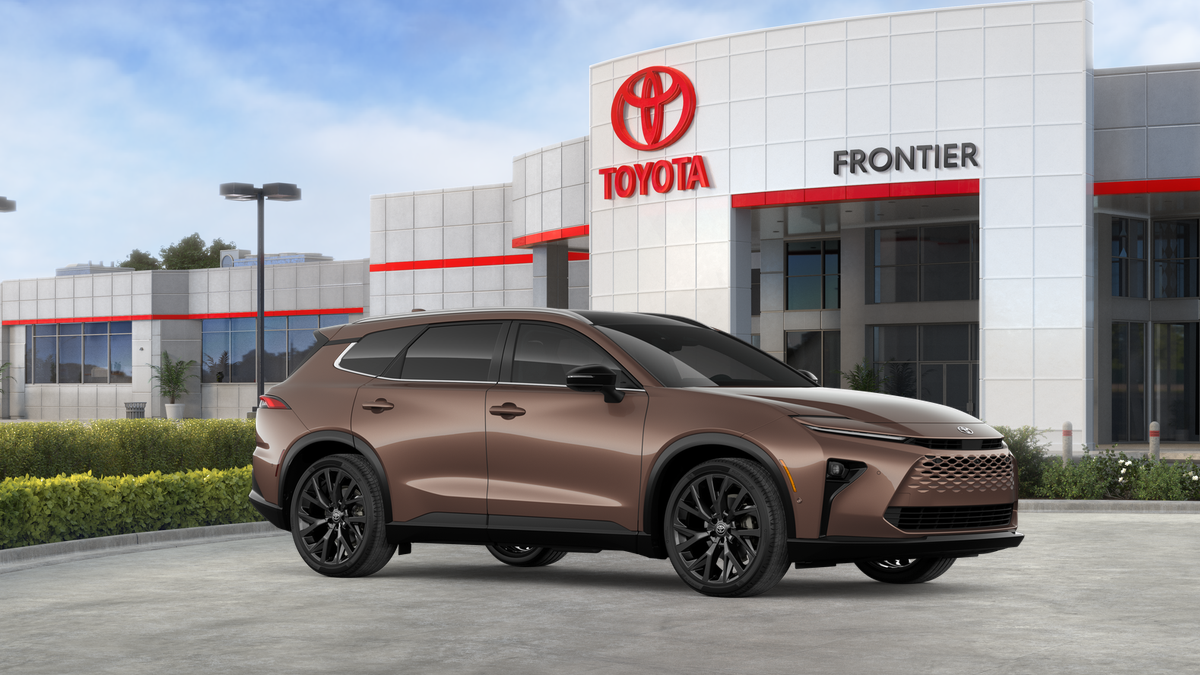 Toyota Crown Signia Limited 2.5L 4-Cyl. Hybrid Engine All-Wheel Drive [13]