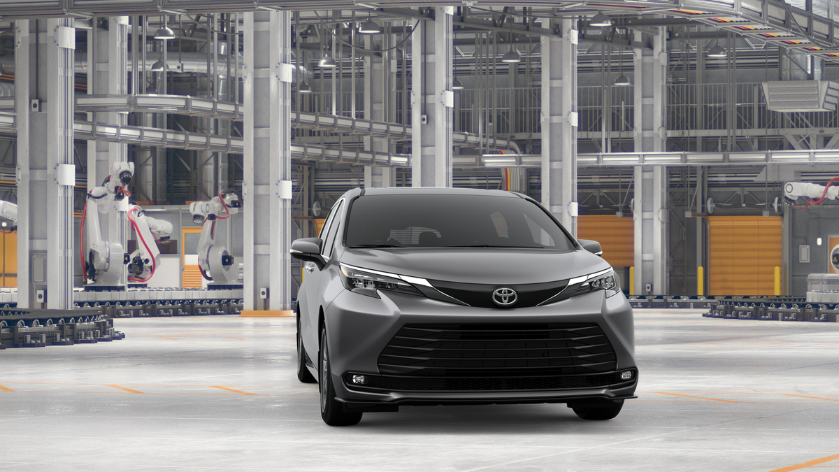 New 2026 Heavy Metal <sup>1</sup> Toyota  XLE image 18
