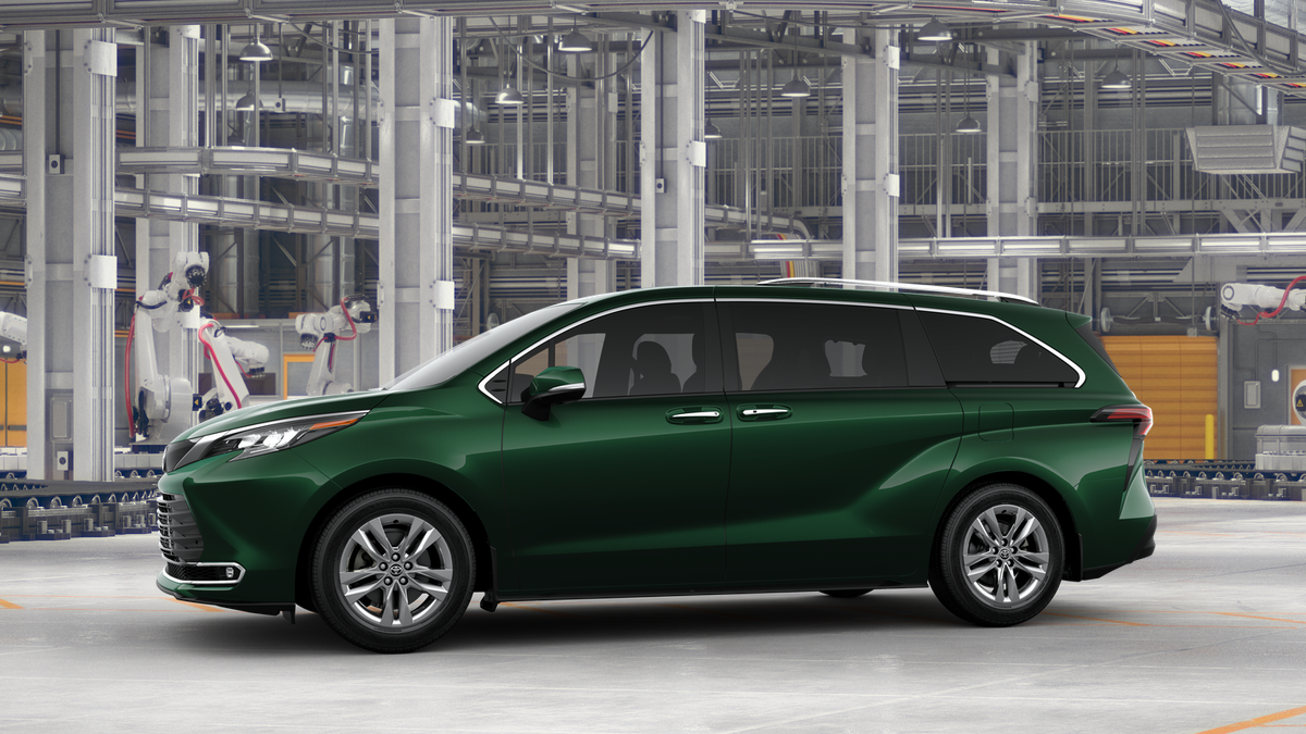 2025 Toyota Sienna Limited photo 5