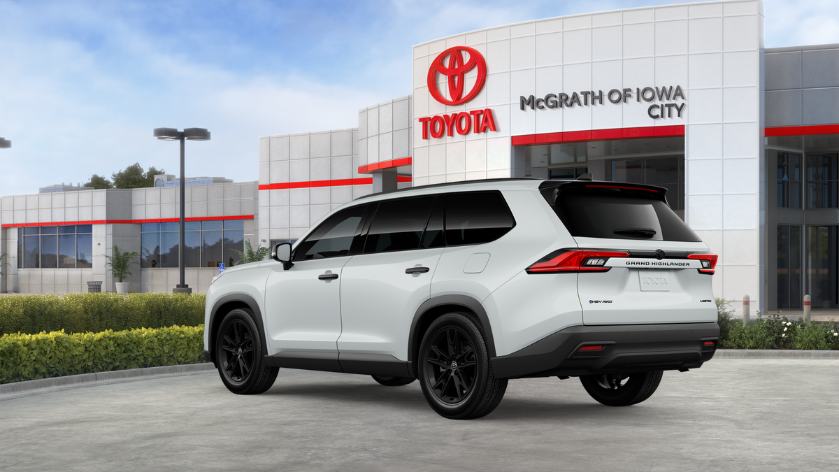 New 2026 Wind Chill Pearl <sup>1</sup> Toyota  Nightshade image 8