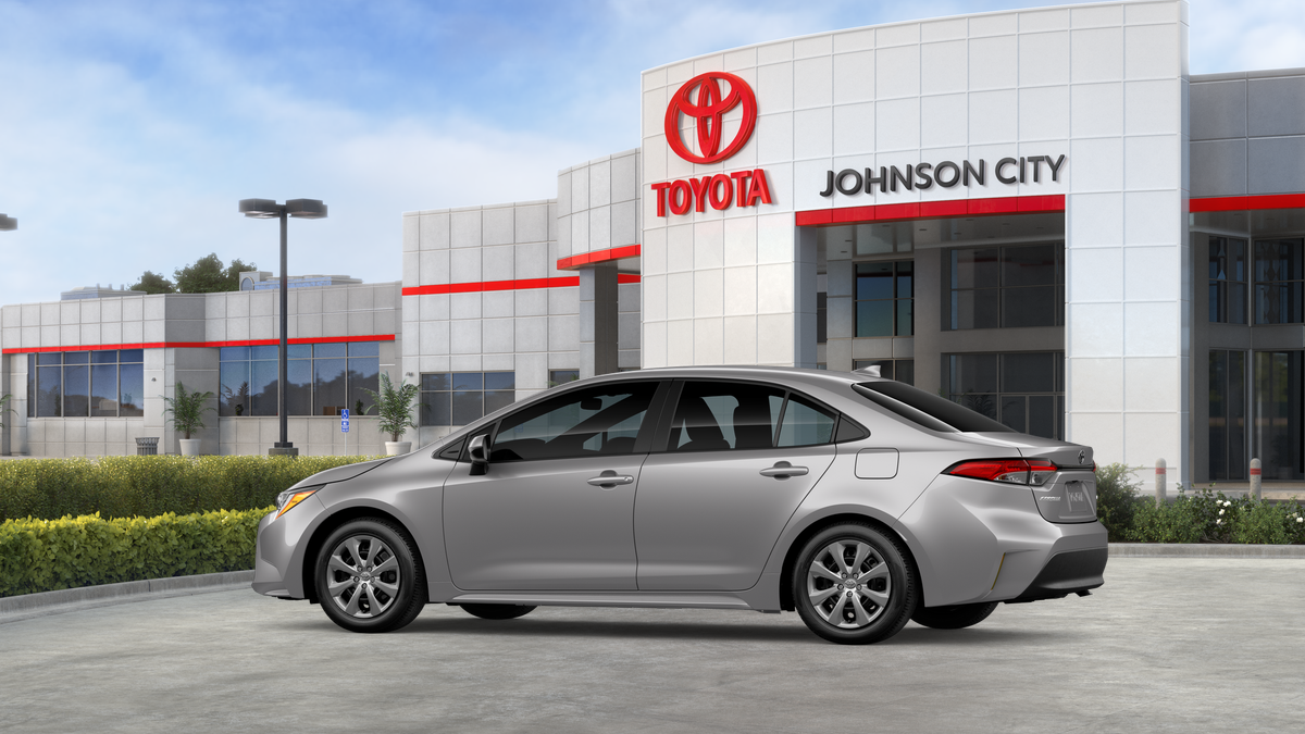 2026 Toyota Corolla LE photo 3