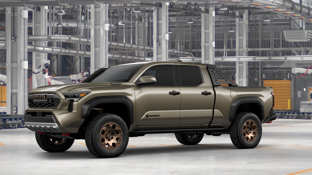 2026 Toyota Tacoma Trailhunter Double Cab photo 2