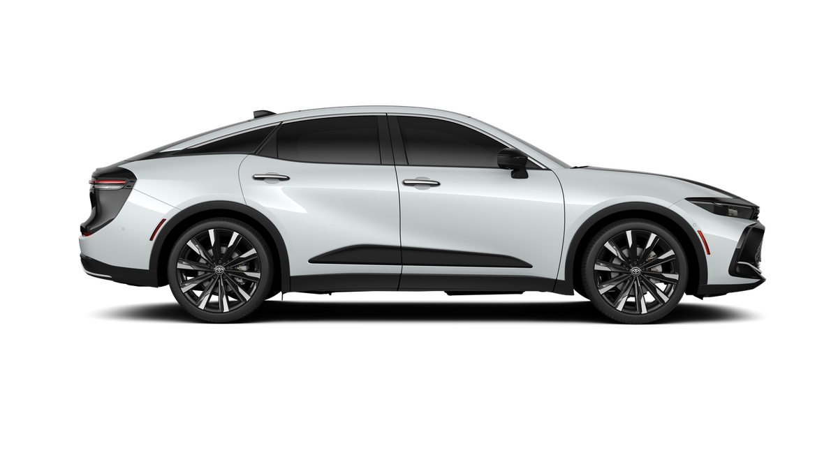 2026 Toyota Crown Platinum photo 40