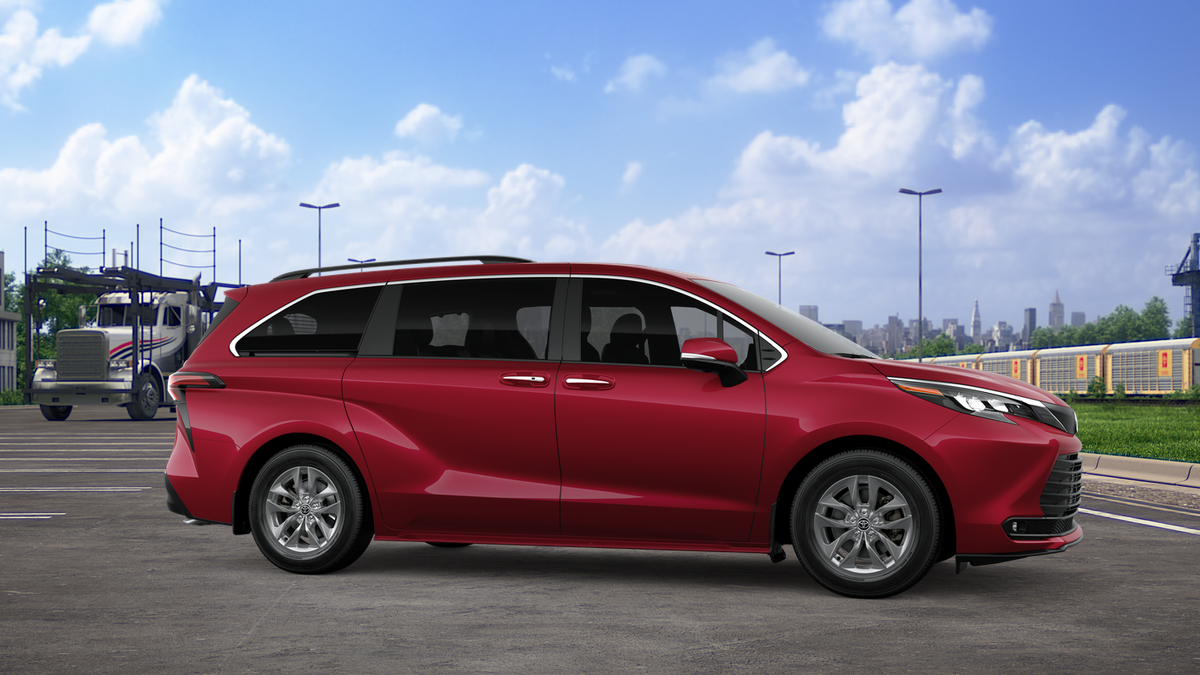 New 2026 Ruby Flare Pearl <sup>1</sup> Toyota  XLE image 46