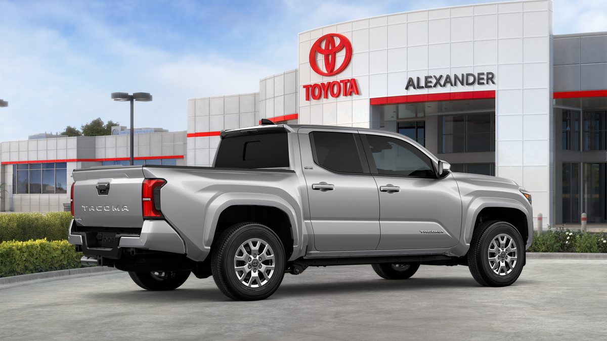 2026 Toyota Tacoma SR5 - Photo 13
