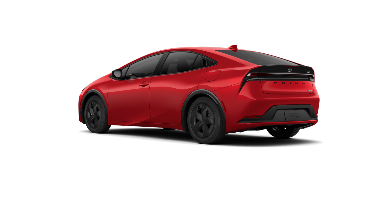 2026 Toyota Prius LE photo 5