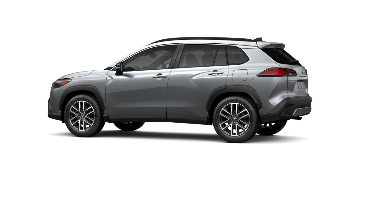 2026 Toyota Corolla Cross XLE photo 7