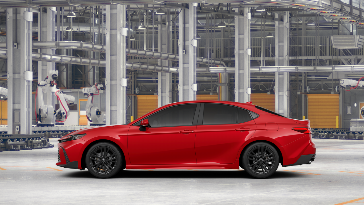 Camry SE 2.5L 4-Cyl. Engine All-Wheel Drive [3]