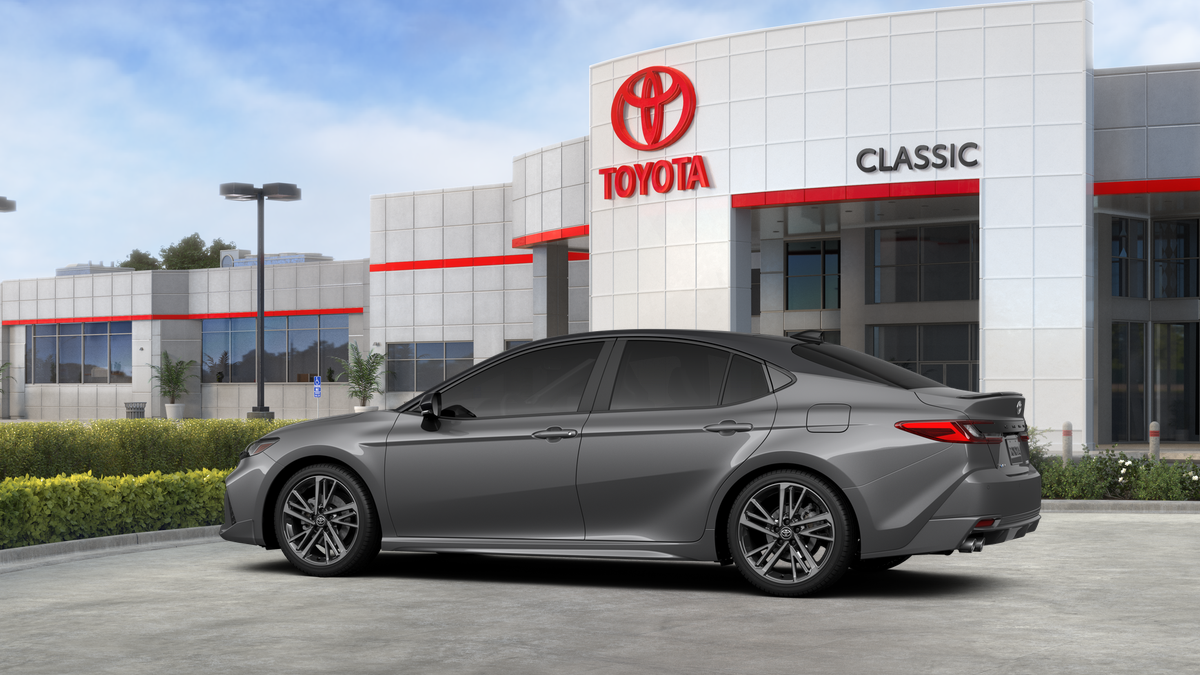 New 2026 Heavy Metal with Midnight Black Metallic roof <sup>1</sup> Toyota  XSE image 8