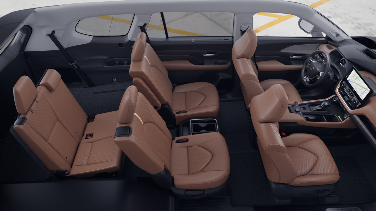 New 2026 Wind Chill Pearl <sup>1</sup> Toyota  Platinum image 4