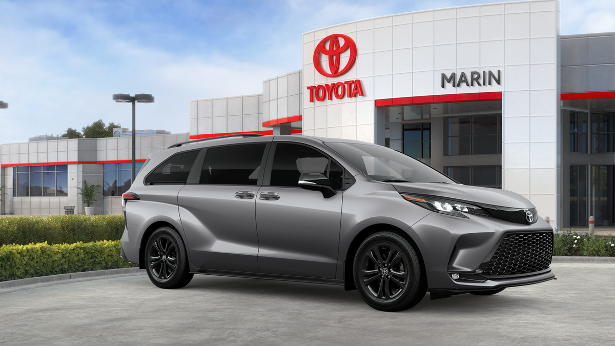 New 2026 Toyota Sienna Van