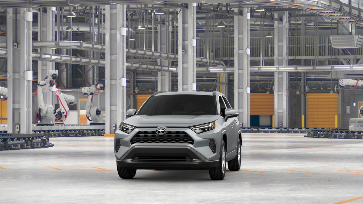 2025 Toyota RAV4 Hybrid XLE photo 2
