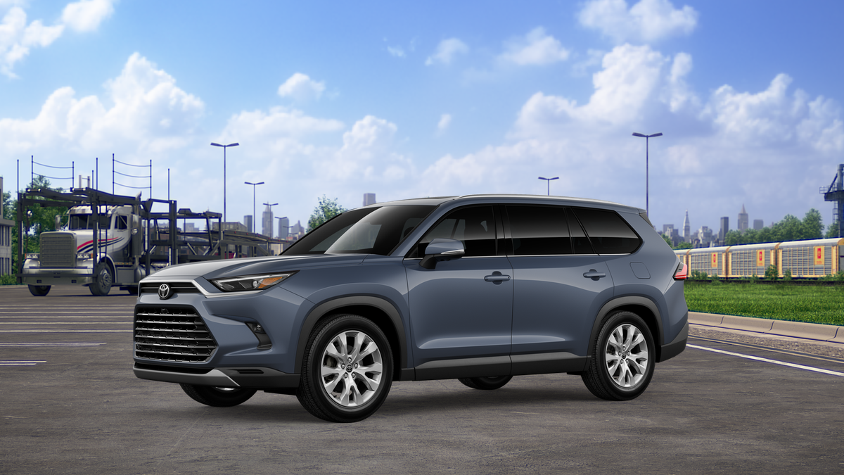2026 Toyota Highlander Hybrid Limited photo 4