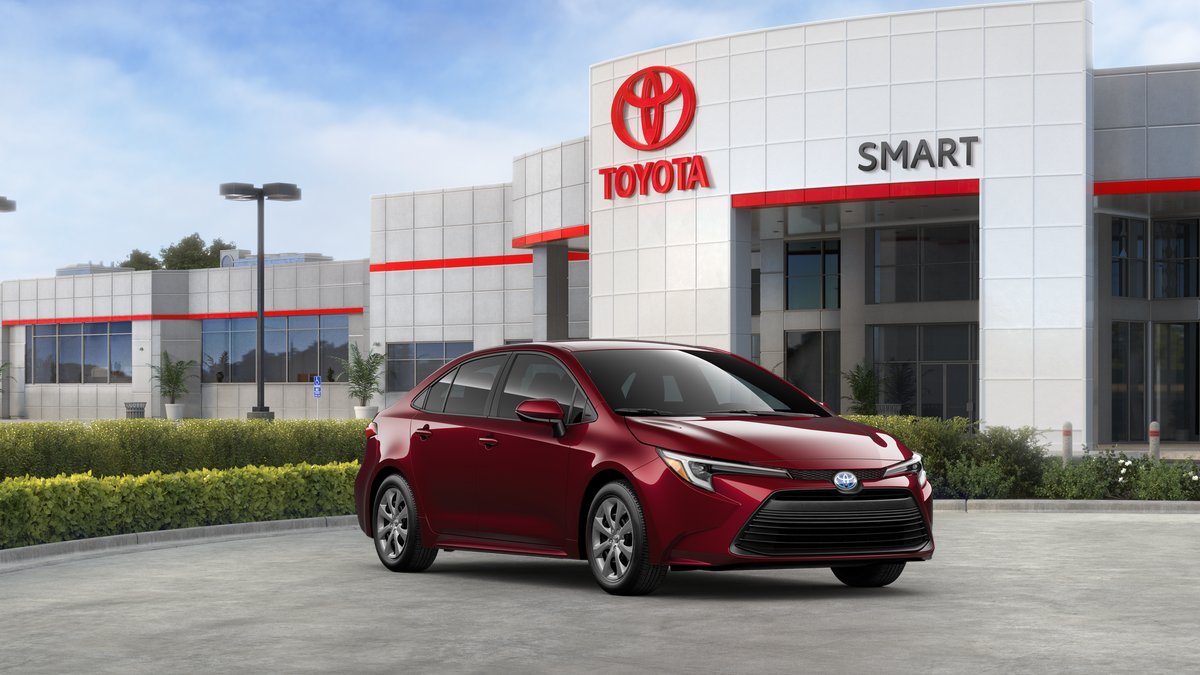2025 Toyota Corolla Hybrid LE photo 14