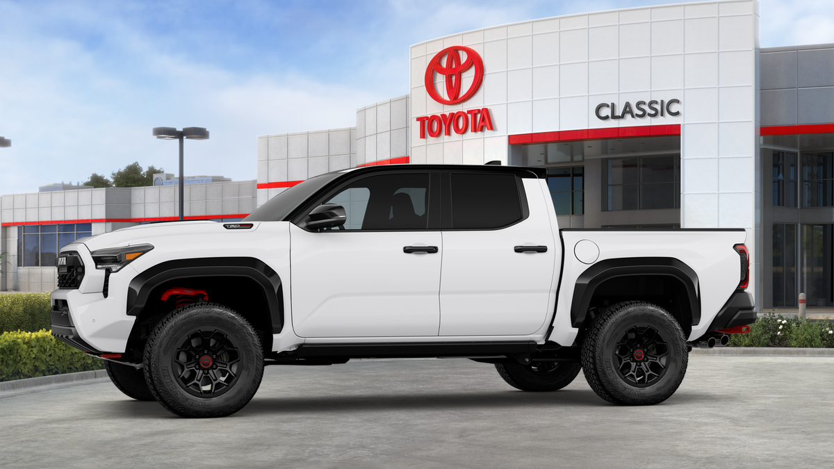2026 Toyota Tacoma TRD Pro - Photo 32