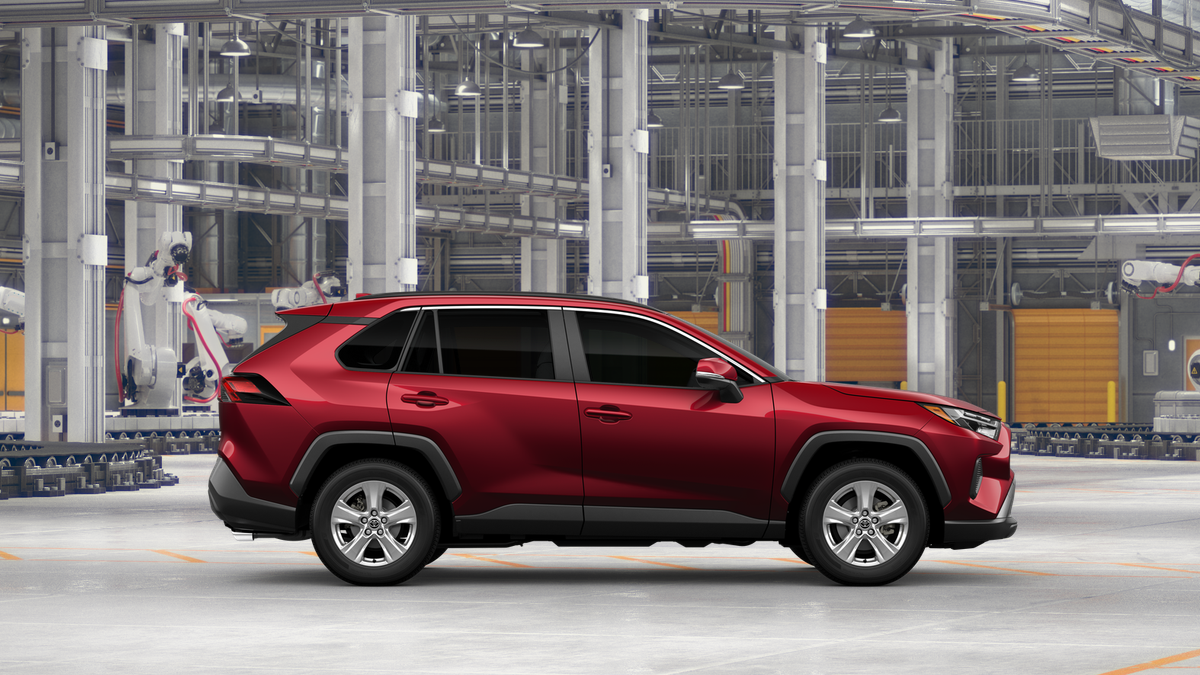 2025 Toyota RAV4 XLE photo 11