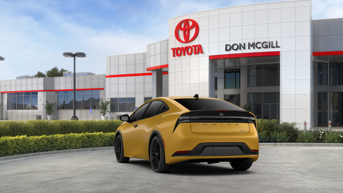 New 2027 Toyota Prius Plug-in Hybrid Sedan