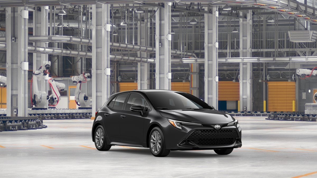 New 2026 Magnetic Gray Metallic with Midnight Black Metallic roof <sup>1</sup> Toyota  SE image 17