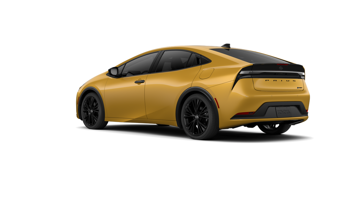 2026 Toyota Prius Plug-in Hybrid Nightshade Edition photo 8