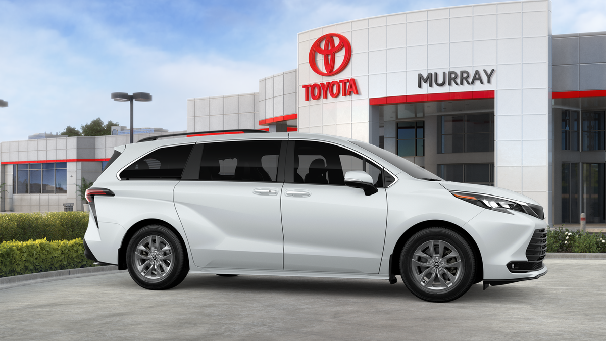 New 2026 Wind Chill Pearl <sup>1</sup> Toyota  XLE image 15