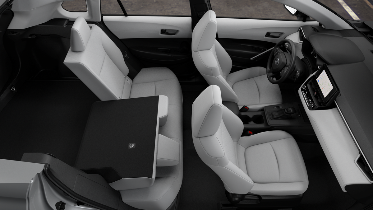 2026 Toyota Corolla Cross L photo 16