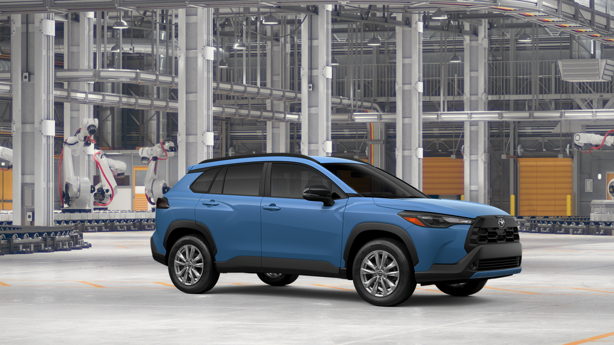 2026 Toyota Corolla Cross LE photo 11