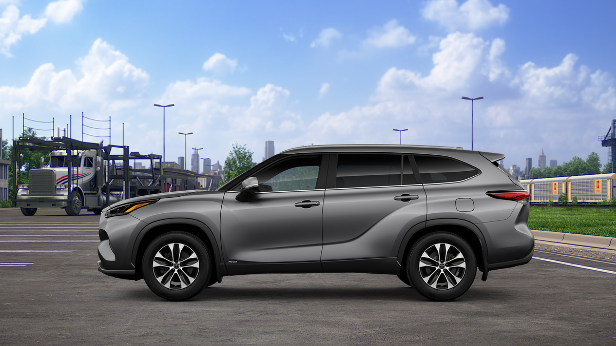 2025 Toyota Highlander XLE Limited photo 4