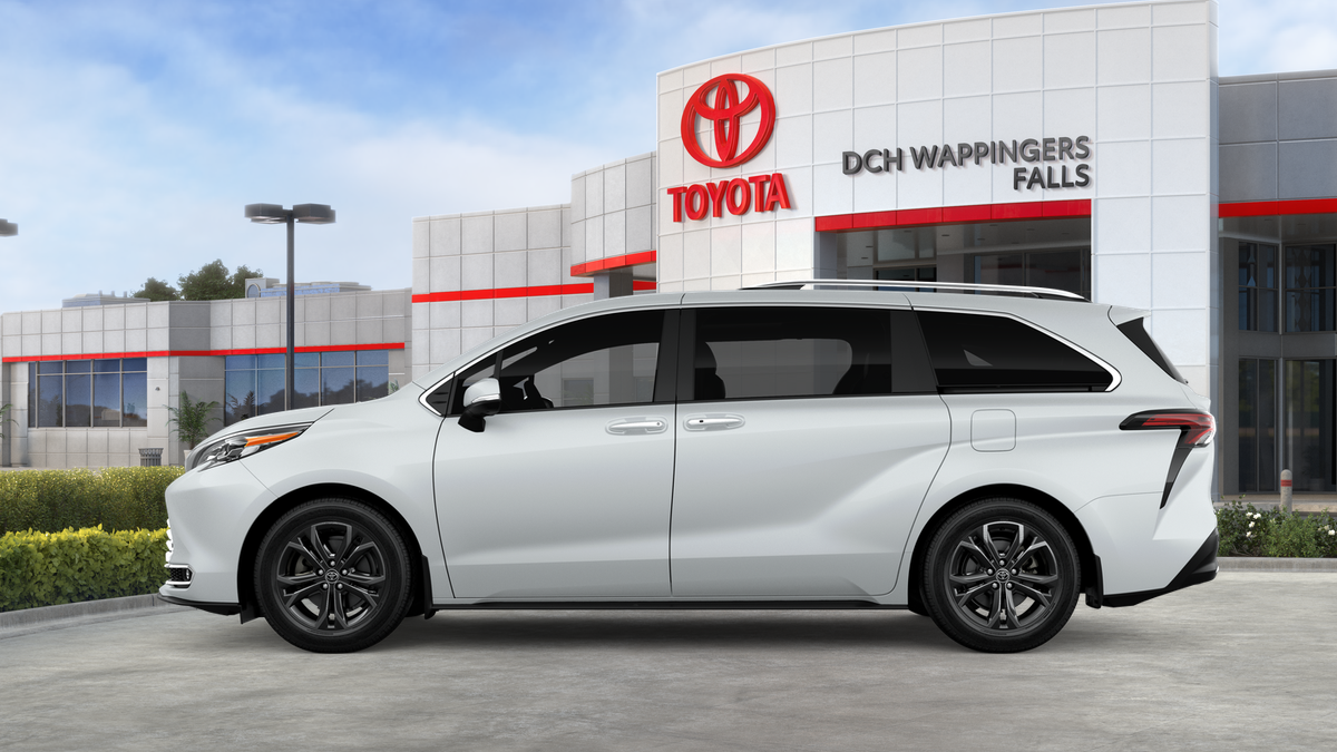 New 2026 Wind Chill Pearl <sup>1</sup> Toyota  Platinum image 6