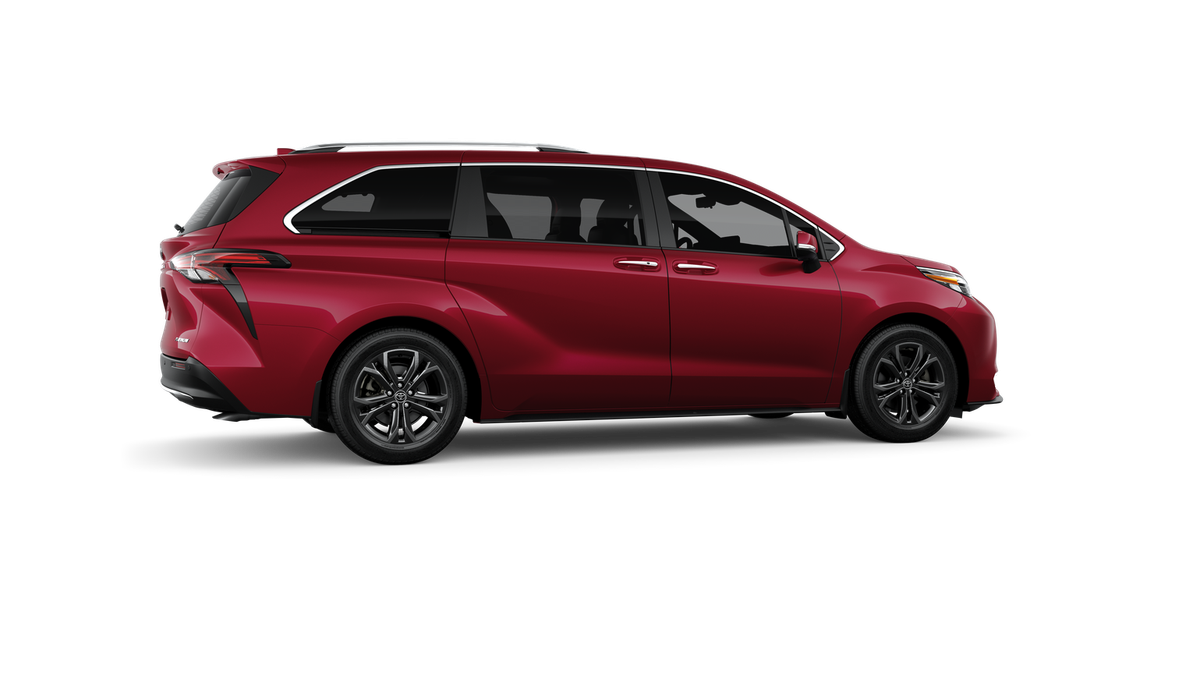 New 2026 Ruby Flare Pearl <sup>1</sup> Toyota  Platinum image 13