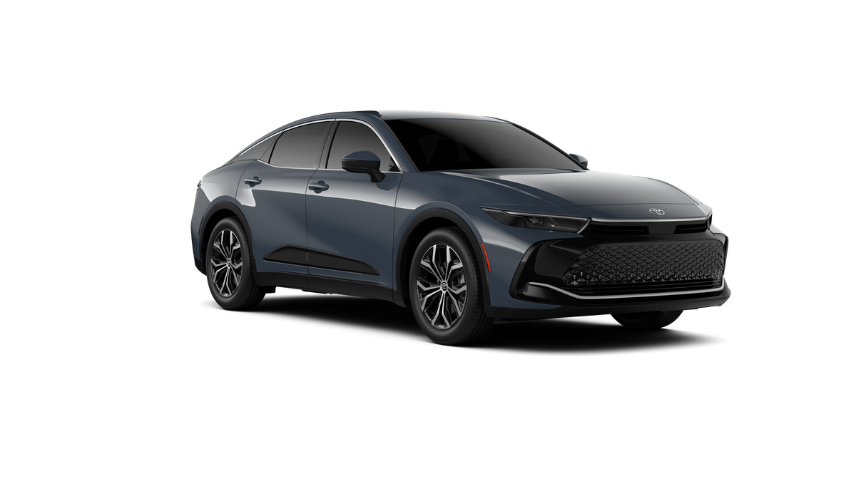 2026 Toyota Crown XLE photo 28