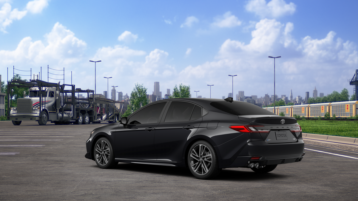 2025 Toyota Camry XSE photo 5