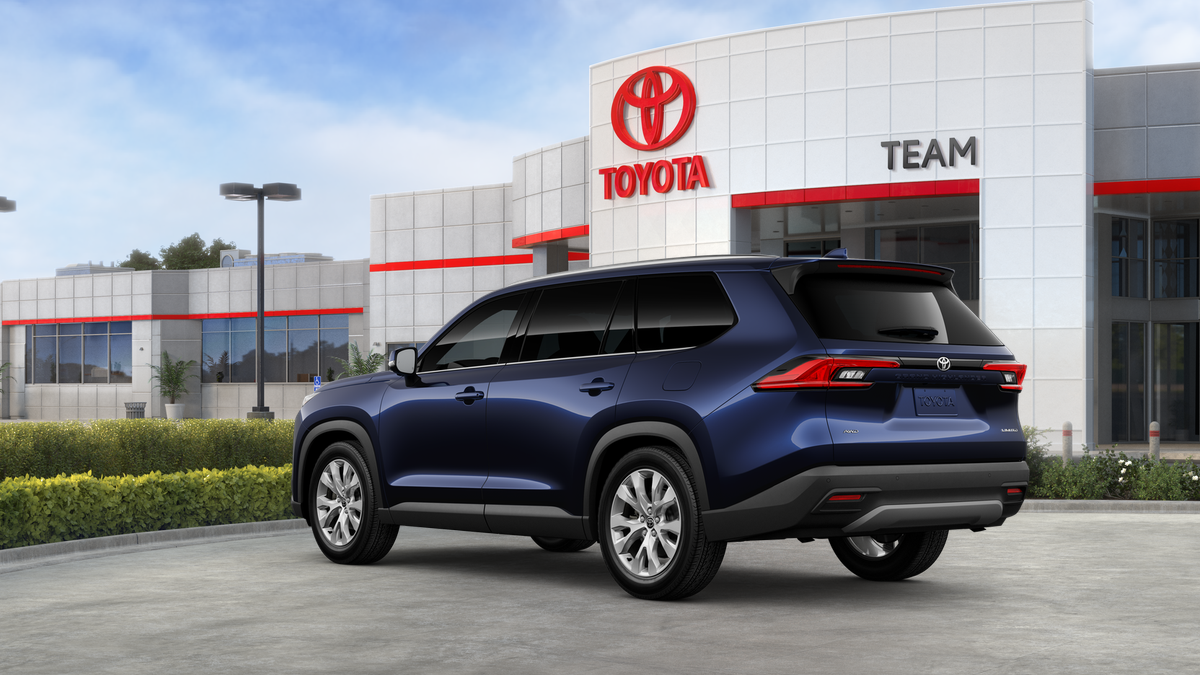 2025 Toyota Grand Highlander Limited photo 16