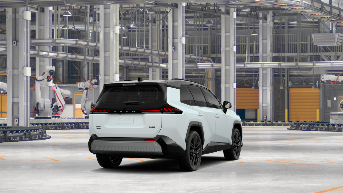 New 2026 Wind Chill Pearl with Midnight Black Metallic roof <sup>1</sup> Toyota  XSE image 11