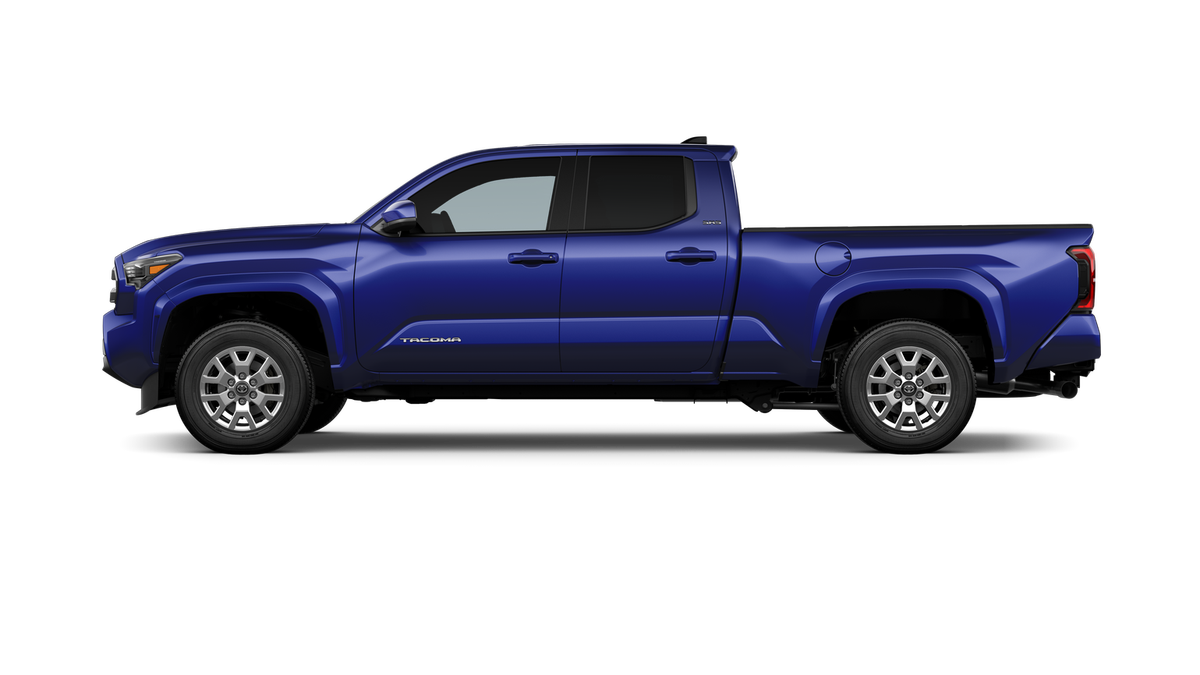 2025 Toyota Tacoma SR5 Double Cab photo 3